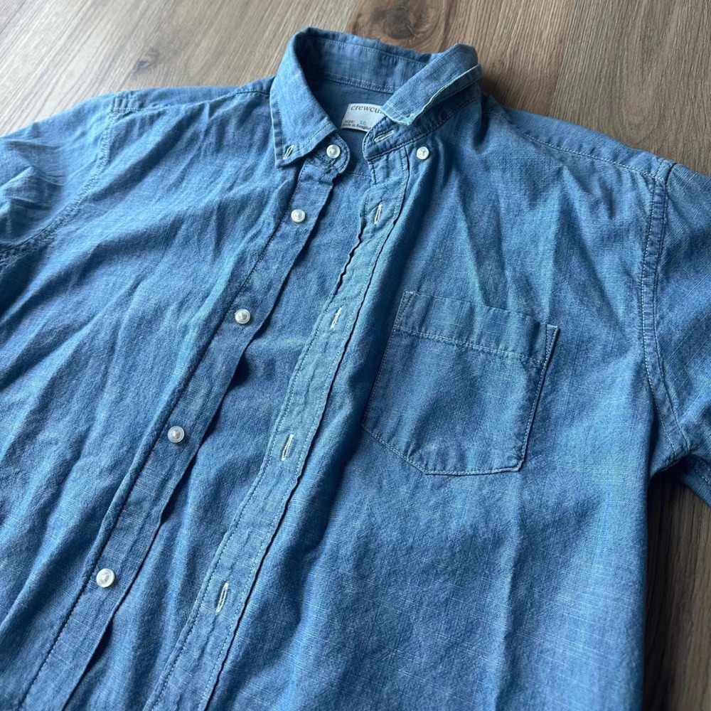 Crewcuts J.Crew Boys Size 16 Blue Chambray Cotton Button Down Shirt Long Sleeve